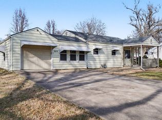 1610 SW 33rd St, Topeka, KS 66611