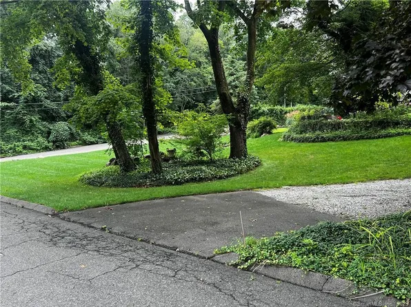 199 Clay Hill Road, Stamford, CT 06905