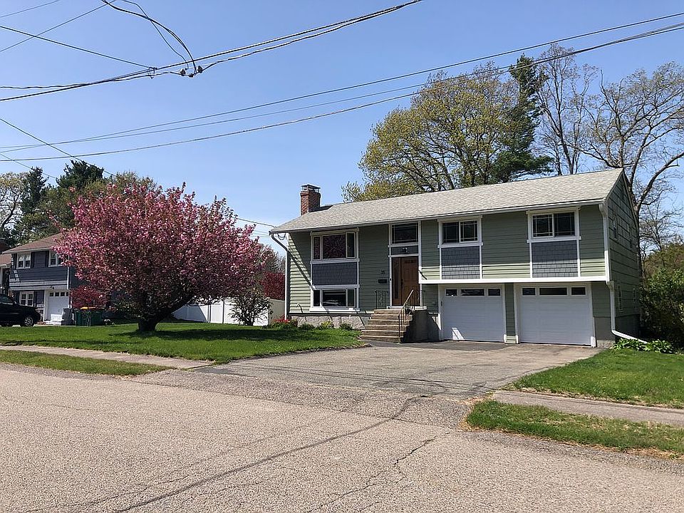 1st image of 35 Fieldbrook Dr
