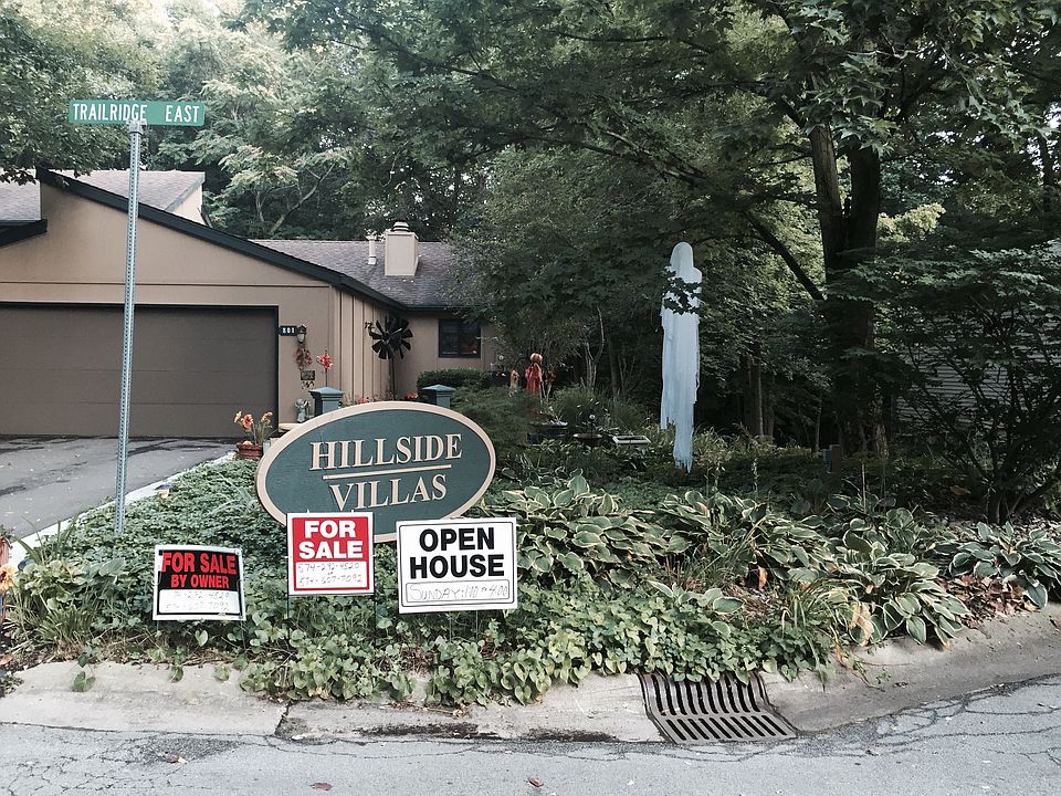 1st image of 801 Trailridge E