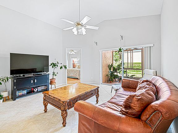 5th image of 8178 Duomo Cir