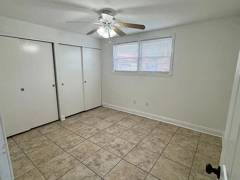 305 N Hullen St — Photo 7