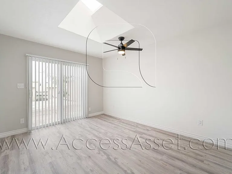 1636 Zoro Way — Photo 12