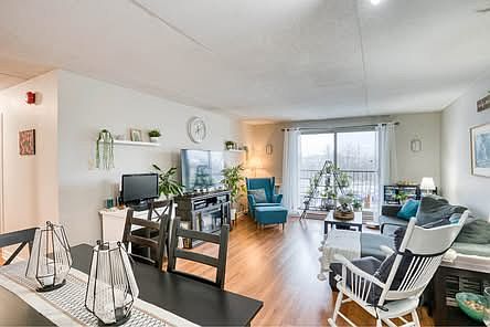 1st image of 206 Woodward St #307