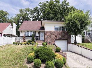 19831 Pompeii Ave, Hollis, NY 11423