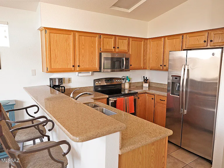 14269 N Trade Winds Way — Photo 9