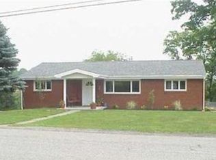 121 Prosser Dr, Monongahela, PA 15063