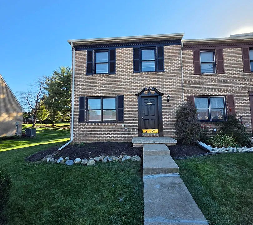 2210 Olde Meadow Ct