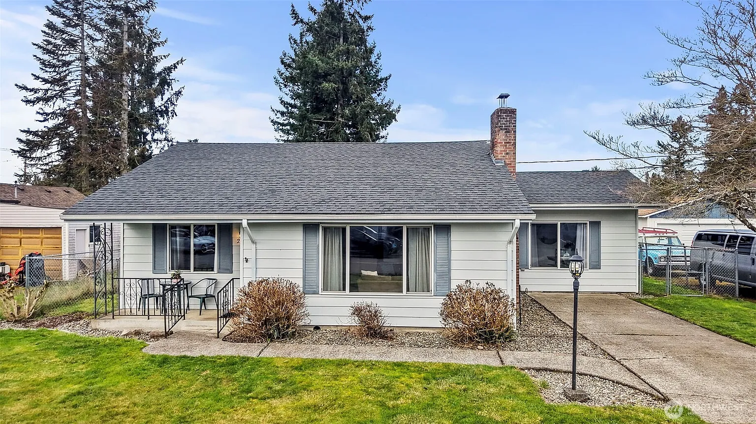269 S Cedar Street photo 1