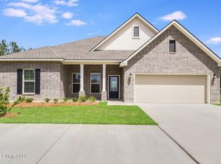 14401 Swan Ridge Cir, Gulfport, MS 39503