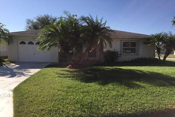 Home For Sale In Palm Grove