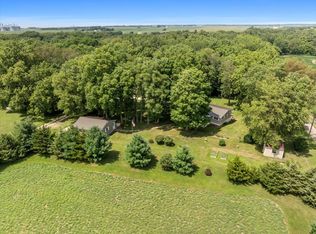 15938 E 550 North Rd, Heyworth, IL 61745