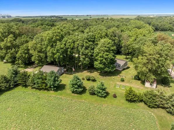 15938 E 550 North Rd, Heyworth, IL 61745