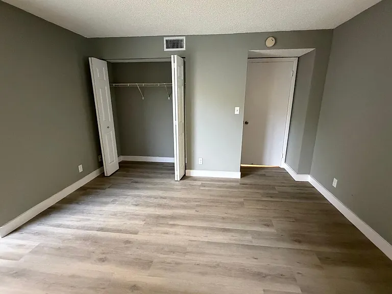 7670 Westwood Dr #715 — Photo 5