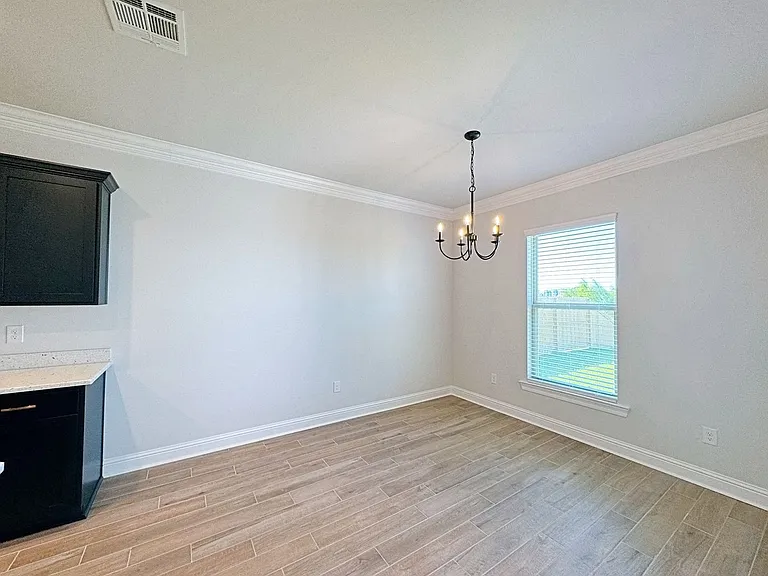 722 Bellegrove Square Ave — Photo 11