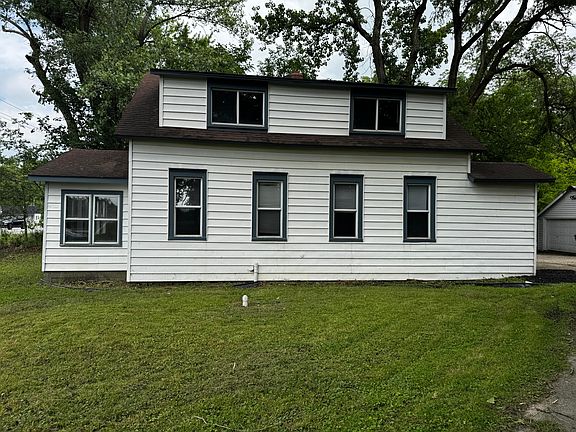 2nd image of 1041 E Highway 330