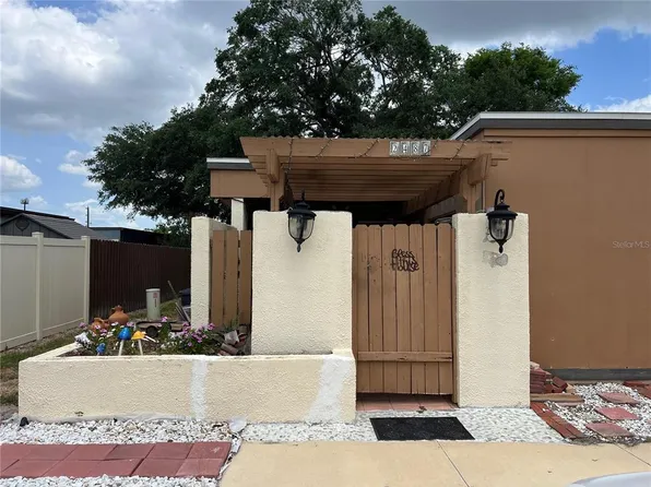 2487 Harbour Way, Winter Park, FL 32792