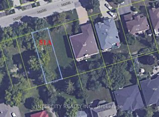 51 A Lund St, Richmond Hill, ON L4C9V7