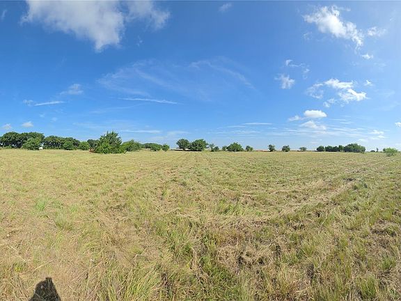 3rd image of 630 County Road 452