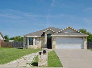 203 Broken Arrow Dr, Waco, TX 76705