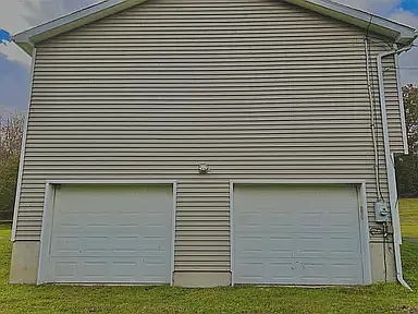 3 bed, 2155 sqft, $3,200 — Photo 4