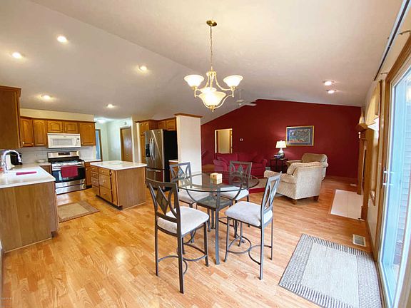 5th image of 2614 Sandhill Dr SW
