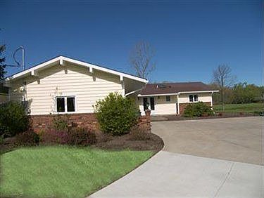 2nd image of 8160 Chillicothe Rd