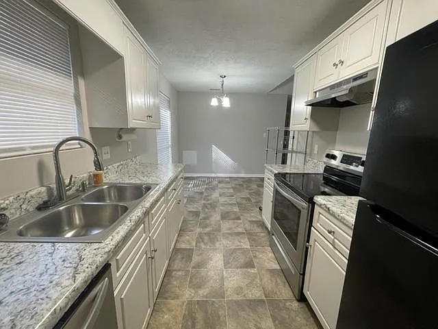 3114 Ocean Dr — Photo 14