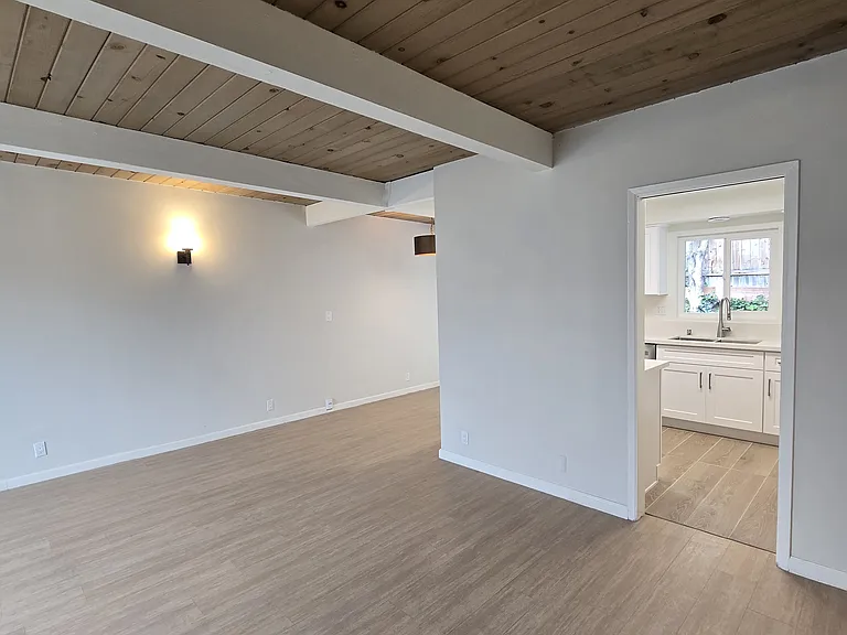 2688 Lake Ave #2690 — Photo 9