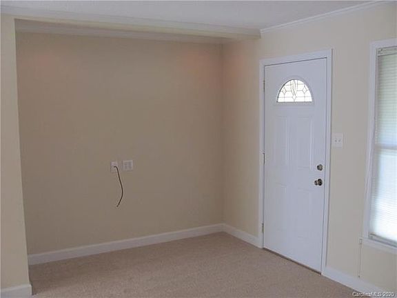 5th image of 2068 Parkwood Dr