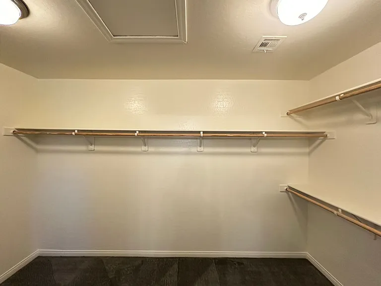 6784 Pivot Point St — Photo 15