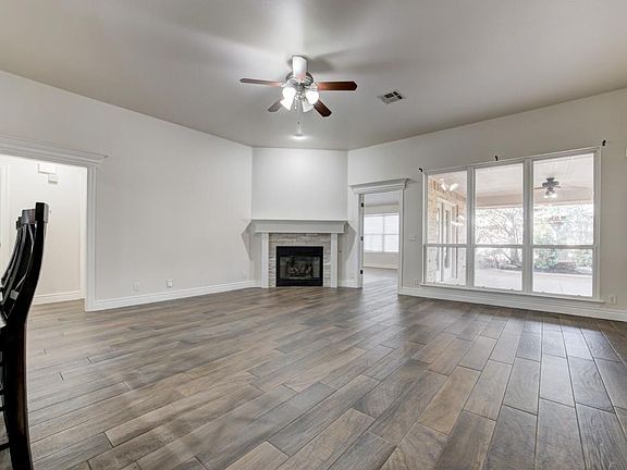 5th image of 1708 NW 161st Cir