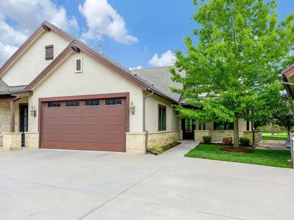 2264 N Tallgrass St, Wichita, KS 67226