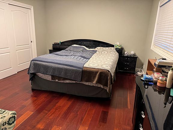 4th image of 4054 Hamilton Park Dr