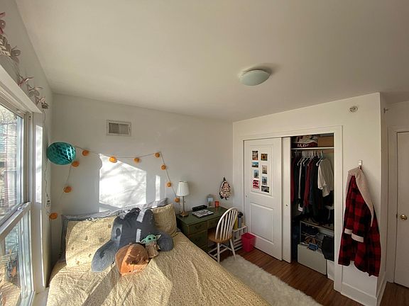 4th image of 1740 N Gratz St #1