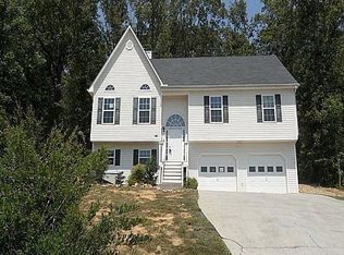 301 Blue Holly Dr NE, Calhoun, GA 30701