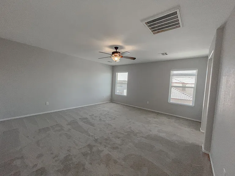 5646 Saint Elias St — Photo 70