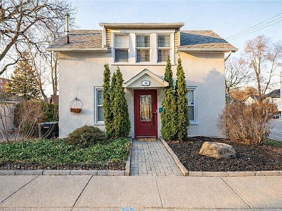 2nd image of 15 Maple Ave