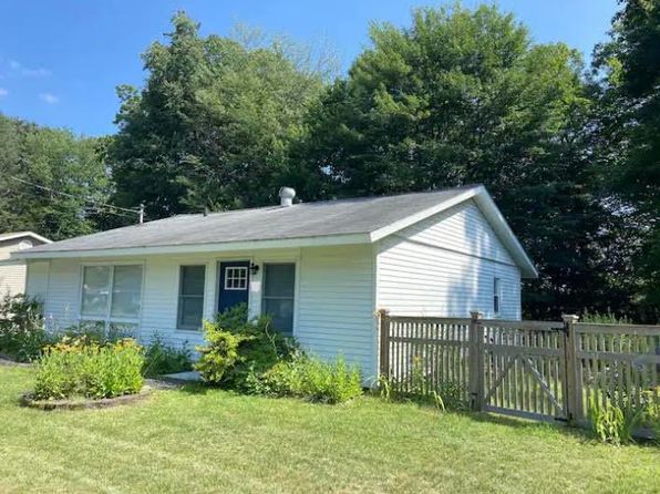 17 Crestline Dr