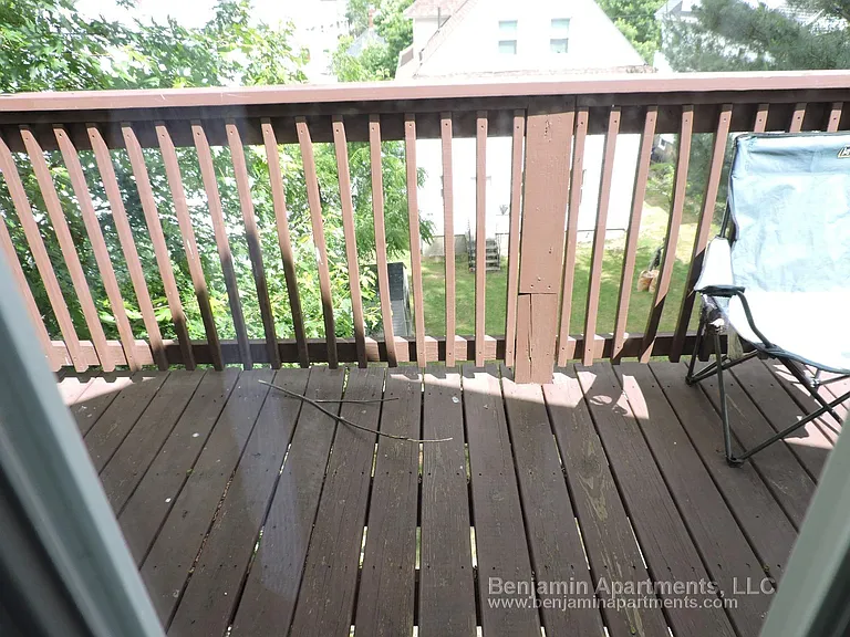74 Brooks St #4 — Photo 12