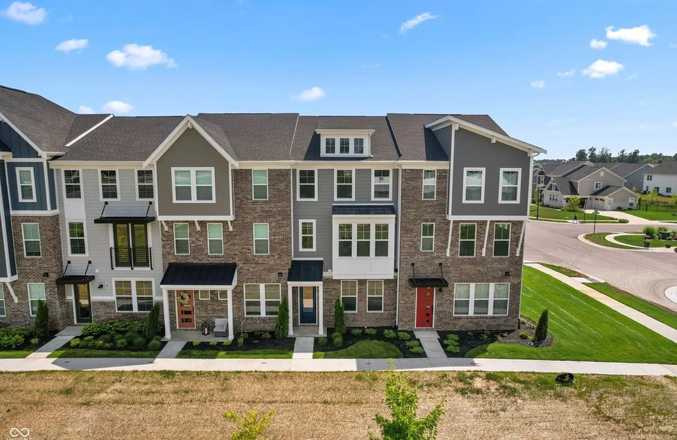 4 bed, 2148 sqft, $2,775 — Photo 3