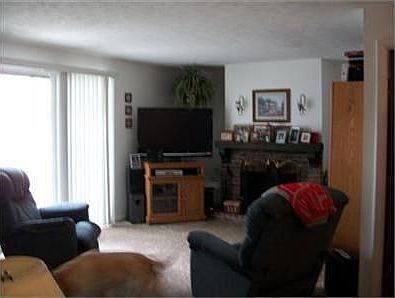 5th image of 3511 Village Green Dr