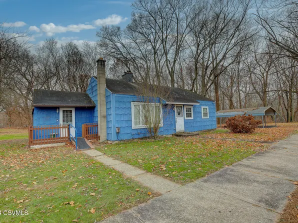 318 W 5th St, Nescopeck, PA 18635