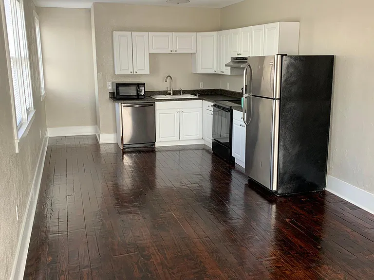 432 Sumter St #B — Photo 10