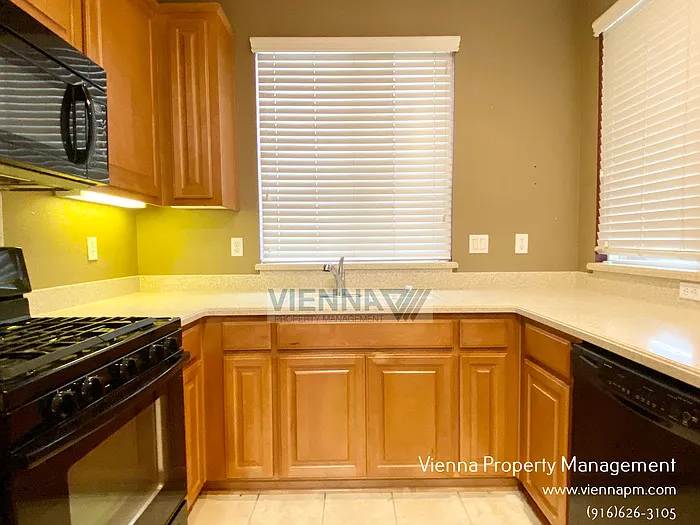 3301 Leiper Loop — Photo 12