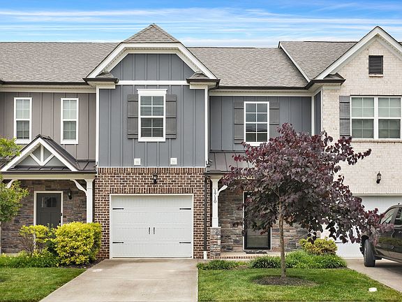 2nd image of 1710 Lone Jack Ln