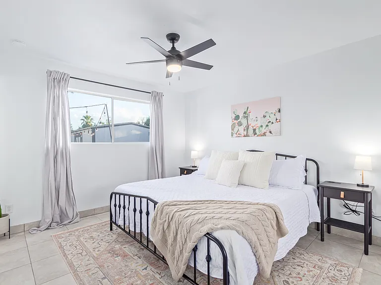 1845 E Julie Dr — Photo 31