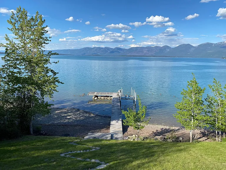 540 Shoreline Dr — Photo 17