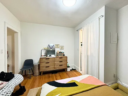 Rented by Jonathan Wachtel, LREB | media 11