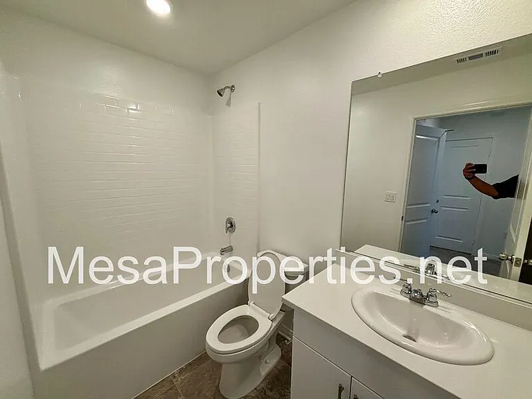 1221 Yeager Ave — Photo 18